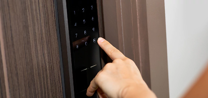 Smart Electric Locks Replacement Services in Pekin, IL