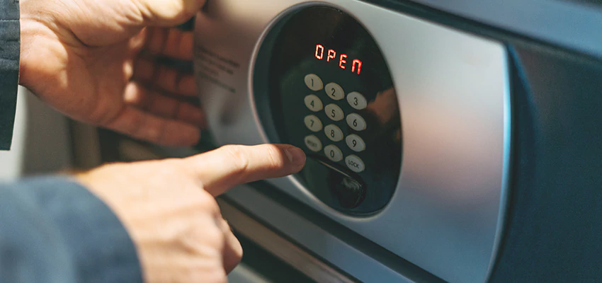 Cash Safe Openers in Pekin, Illinois