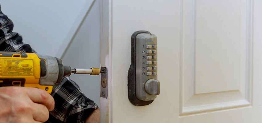 Digital Locks For Home Invasion Prevention in Pekin, IL