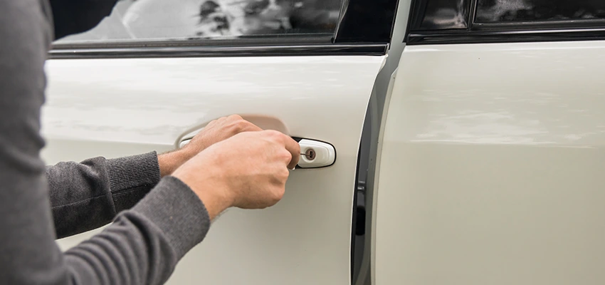 Unlock Car Door Service in Pekin, IL