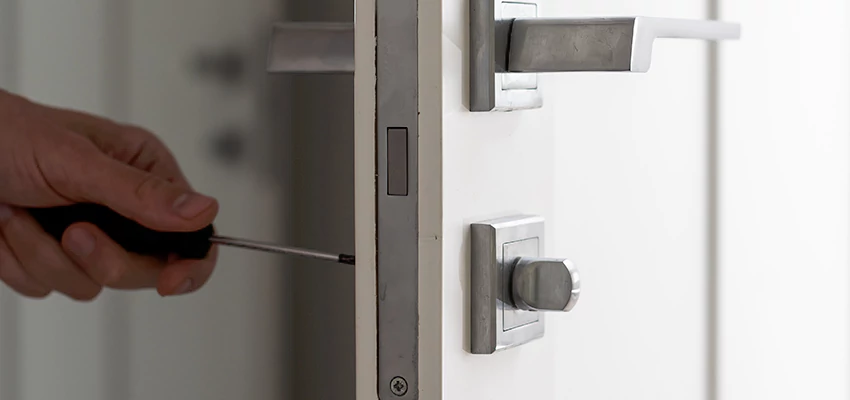 Key Programming Locksmith Open Now in Pekin, Illinois